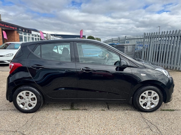Used Hyundai i10 2014 for sale - 75634903: Photo 2