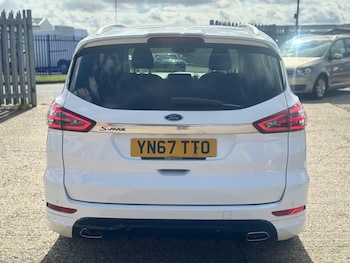 Used Ford S-Max 2017 for sale - 75857666: Photo