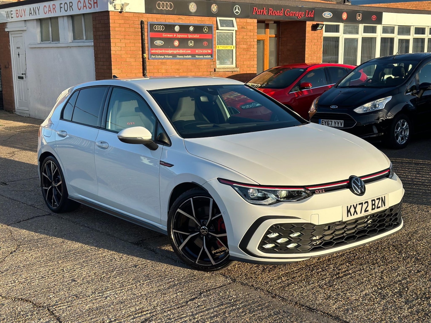 Used Volkswagen Golf 2024 for sale - 77101748: Photo 1