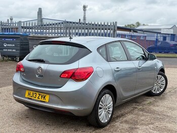 Used Vauxhall Astra 2013 for sale - 78516783: Photo