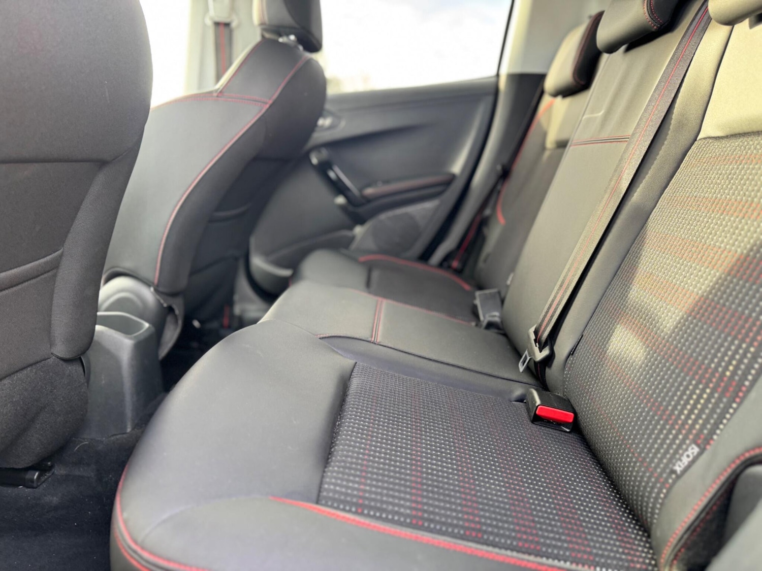 Used Peugeot 208 2017 for sale - 76645450: Photo 27