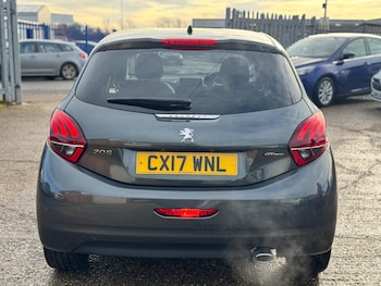 Used Peugeot 208 2017 for sale - 76645450: Photo