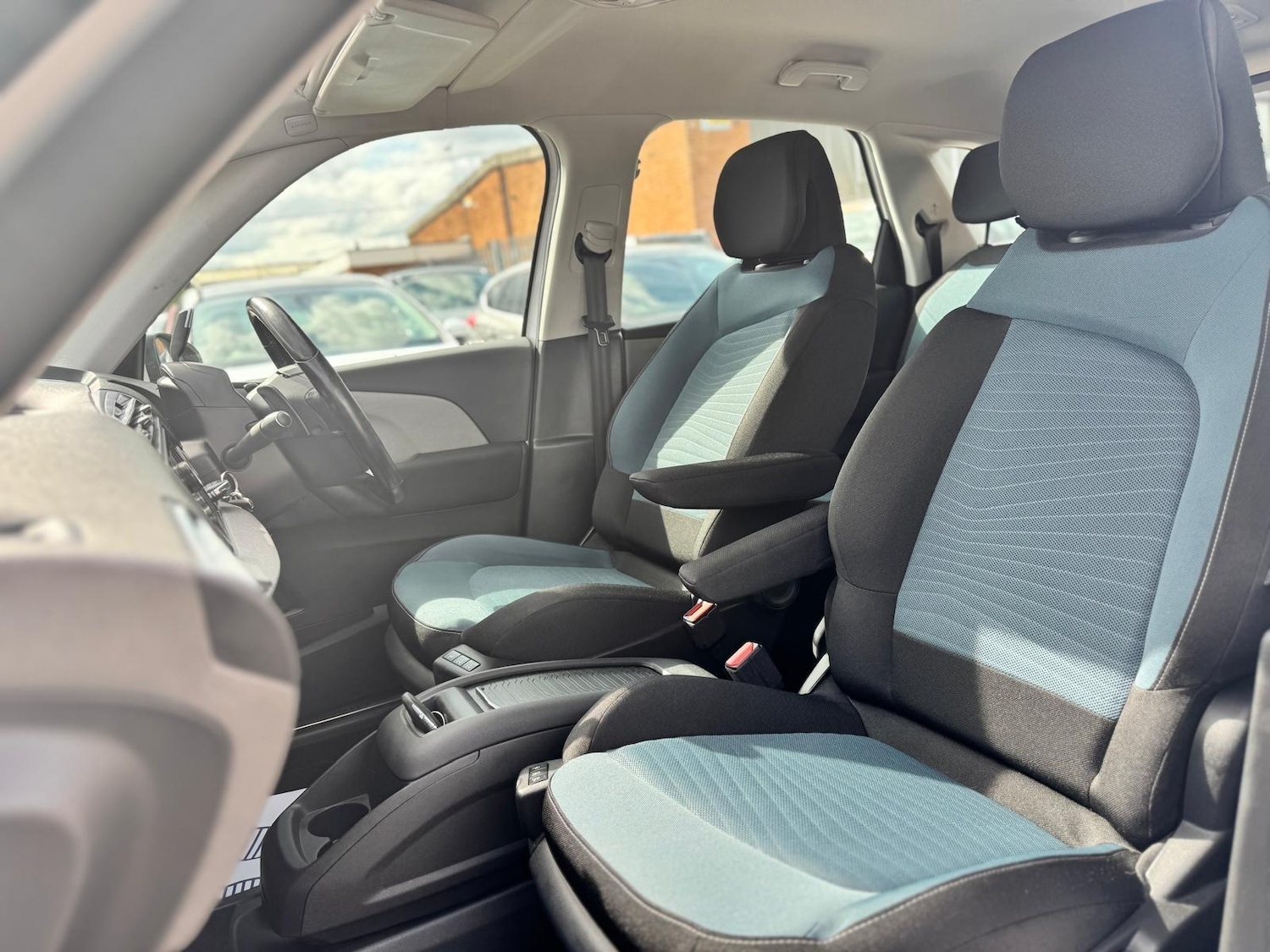 Used Citroen C4 Picasso 2016 for sale - 75741413: Photo 11