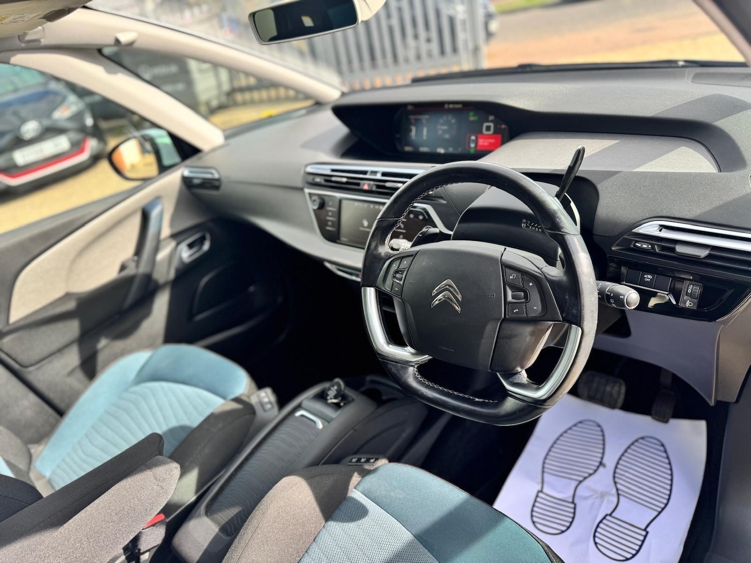 Used Citroen C4 Picasso 2016 for sale - 75741413: Photo 12