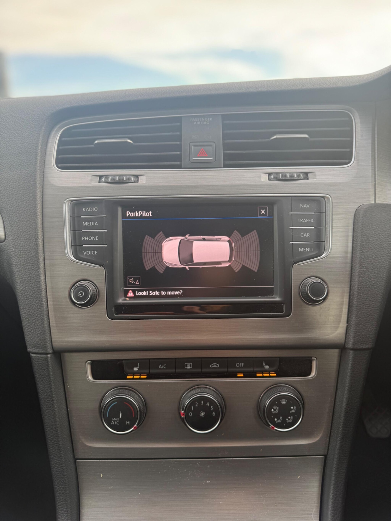 Used Volkswagen Golf 2017 for sale - 77074315: Photo 13