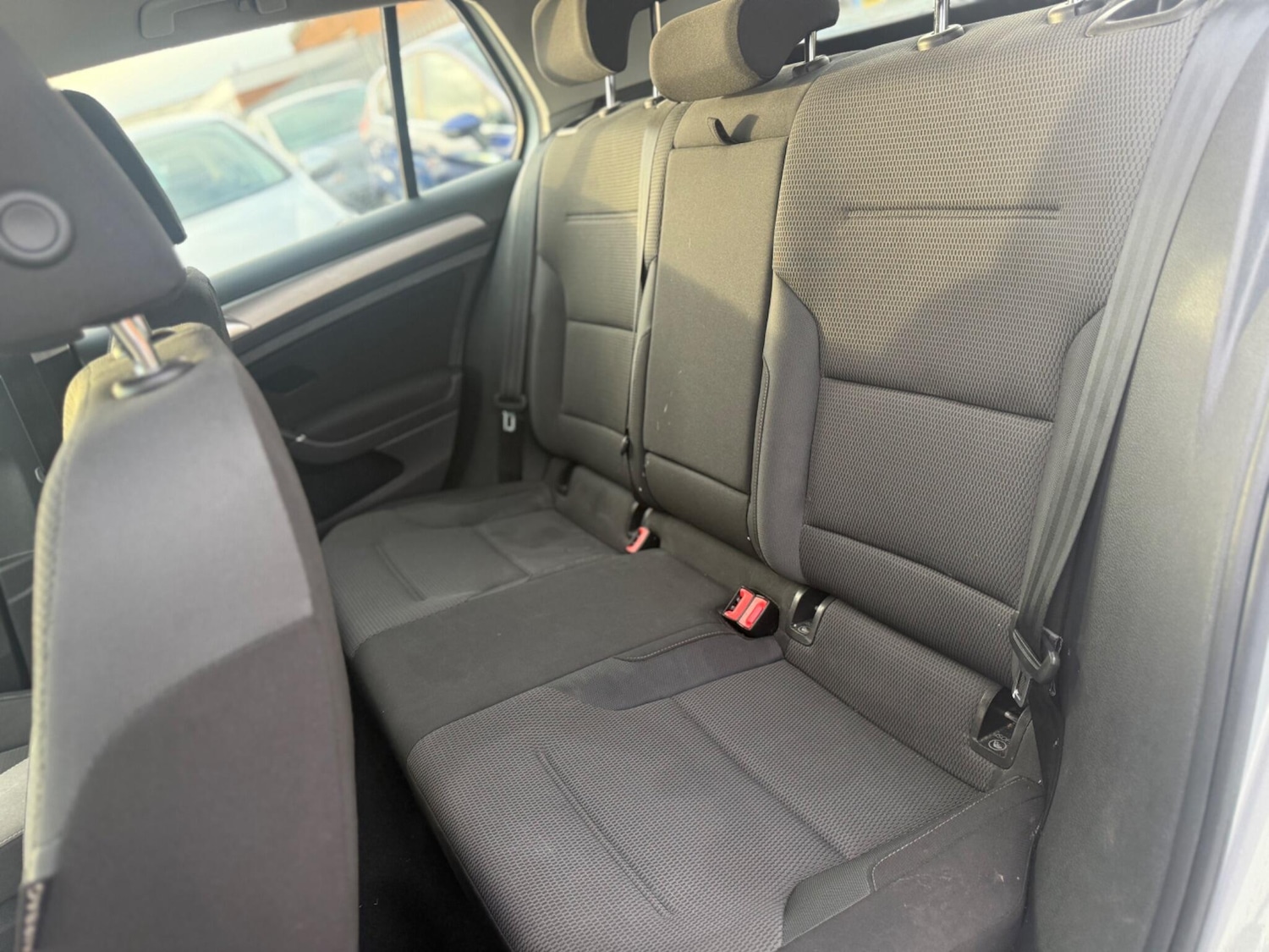 Used Volkswagen Golf 2017 for sale - 77074315: Photo 19