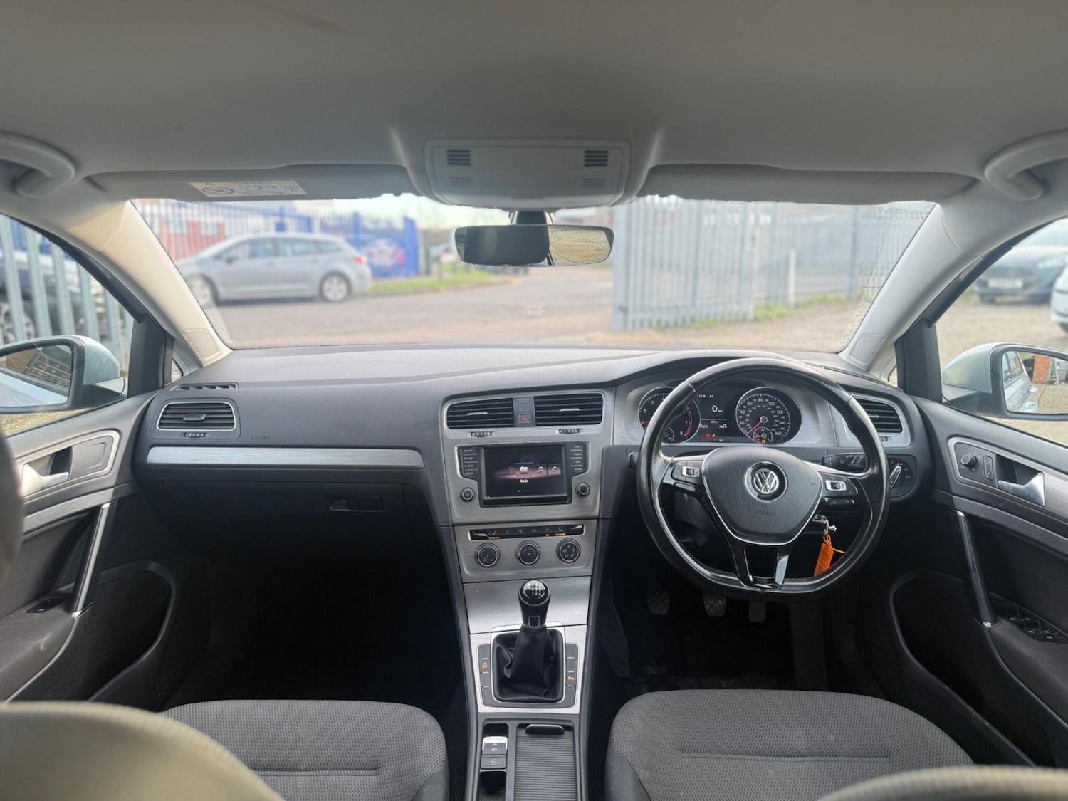 Used Volkswagen Golf 2017 for sale - 77074315: Photo 20