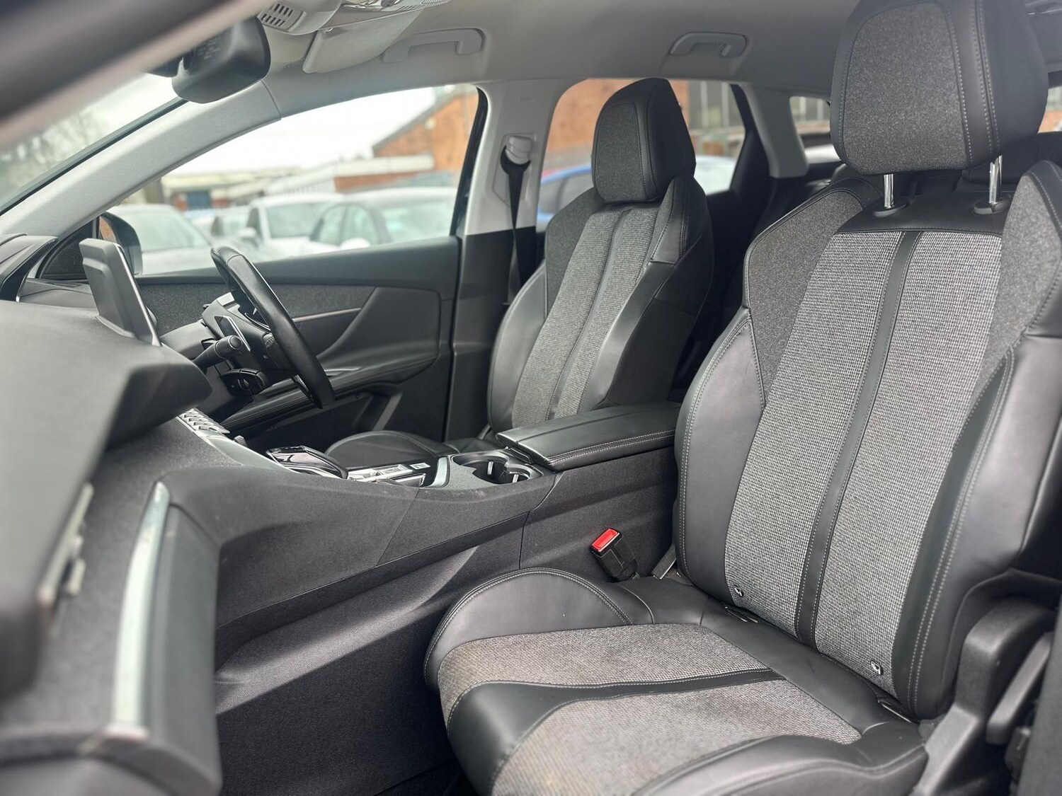 Used Peugeot 3008 for sale - 77722615: Photo 11