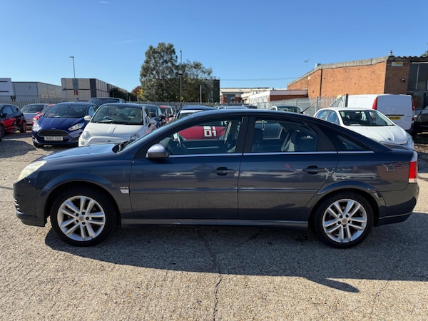 Used Vauxhall Vectra 2008 for sale - 76189245: Photo 6