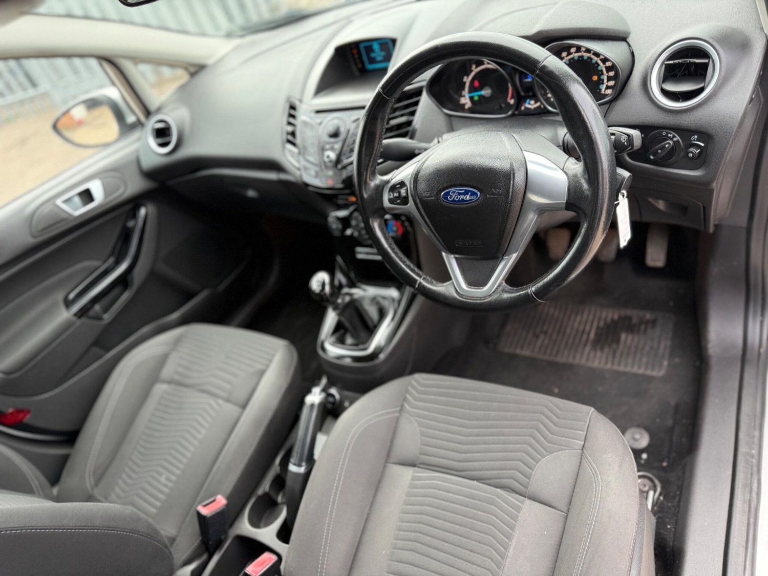 Used Ford Fiesta 2014 for sale - 76989660: Photo 12