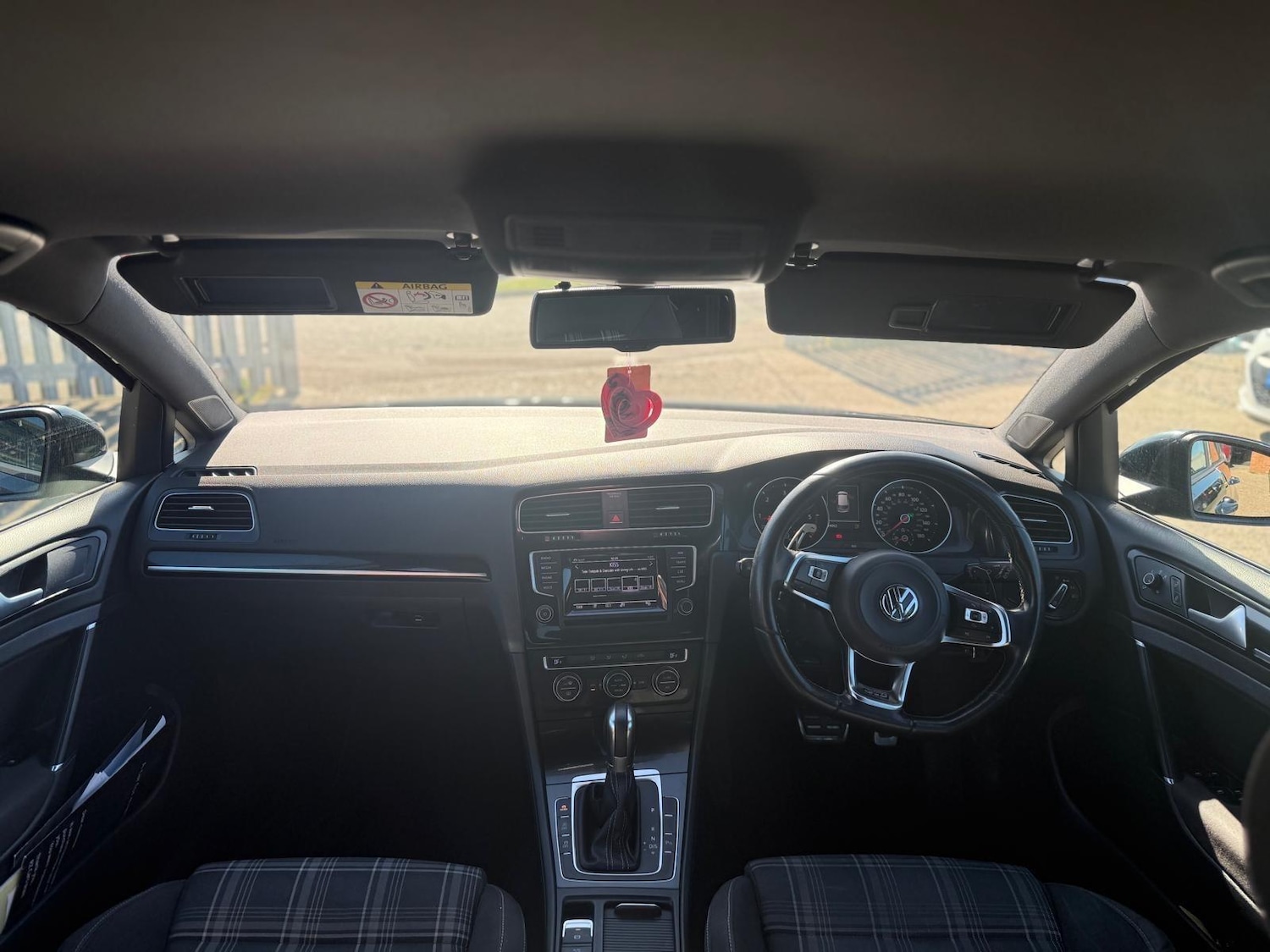 Used Volkswagen Golf 2015 for sale - 78046695: Photo 28