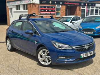 2019 (19) - 1.6 CDTi BlueInjection SRi Nav Auto Euro 6 (s/s) 5dr