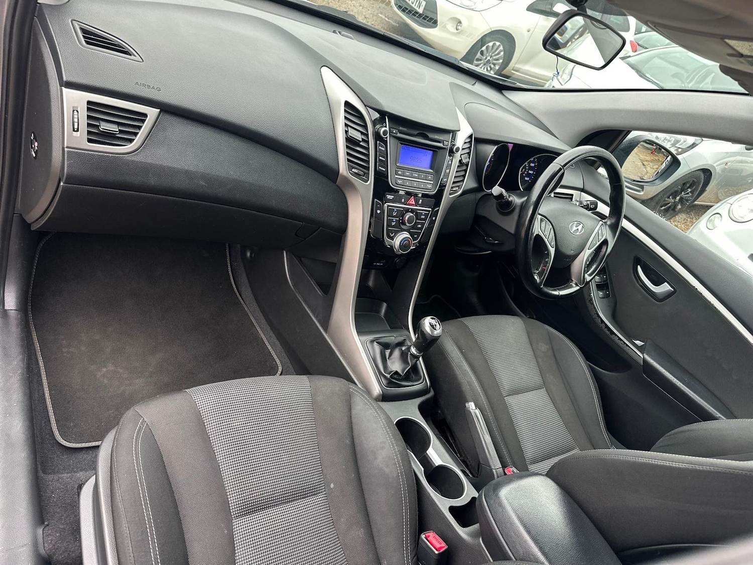 Used Hyundai i30 2014 for sale - 77484121: Photo 9