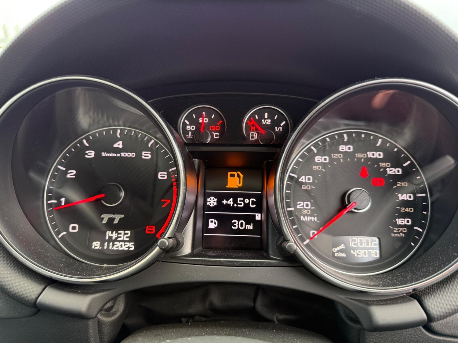 Used Audi TT 2011 for sale - 76620240: Photo 16