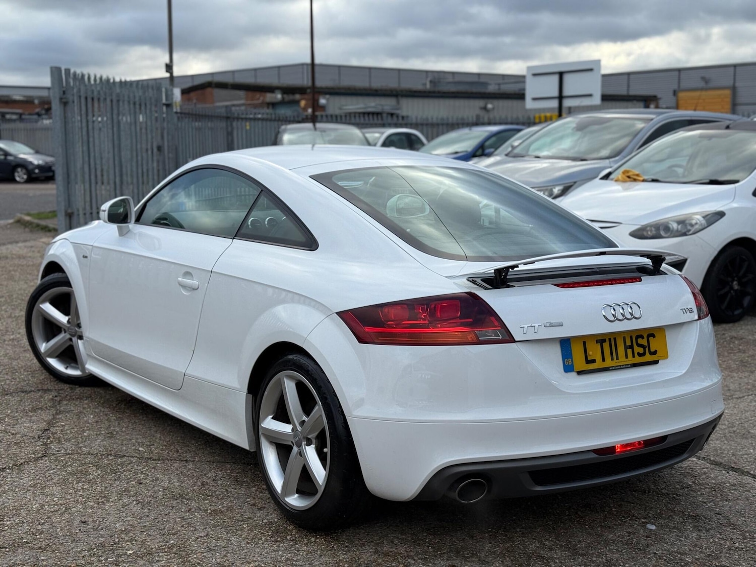 Used Audi TT 2011 for sale - 76620240: Photo 5