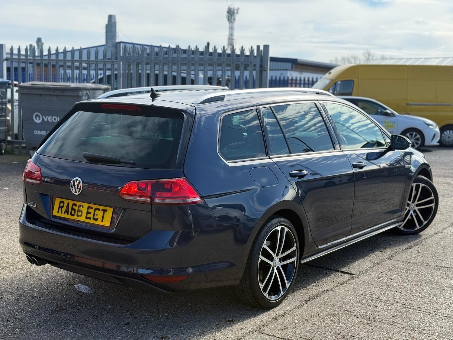 Used Volkswagen Golf for sale - 77824573: Photo 3