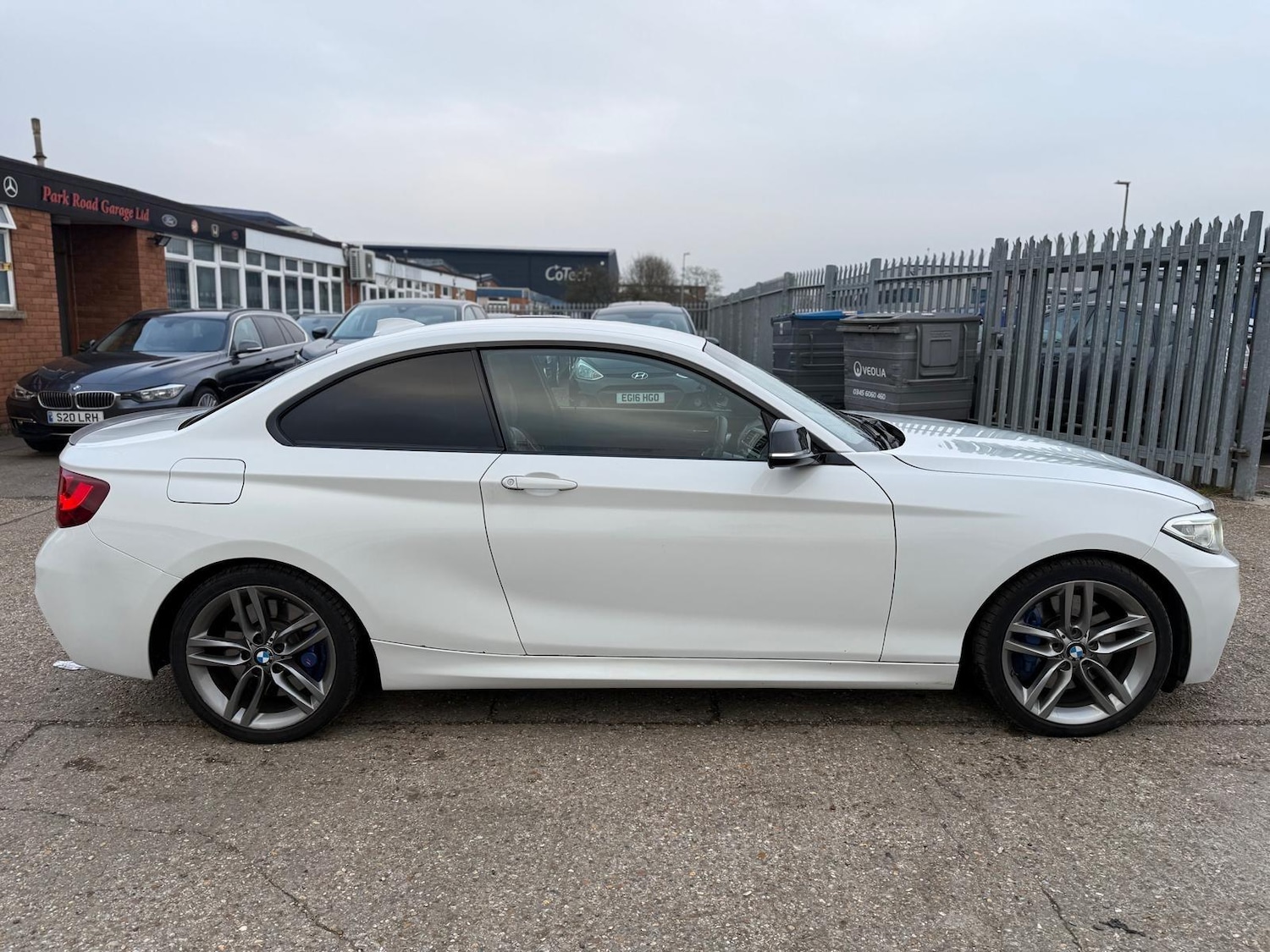 Used BMW 2 Series 2015 for sale - 77925431: Photo 2