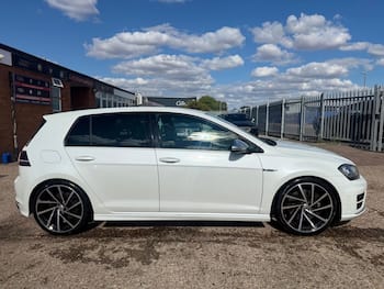 Used Volkswagen Golf 2016 for sale - 79441564: Photo