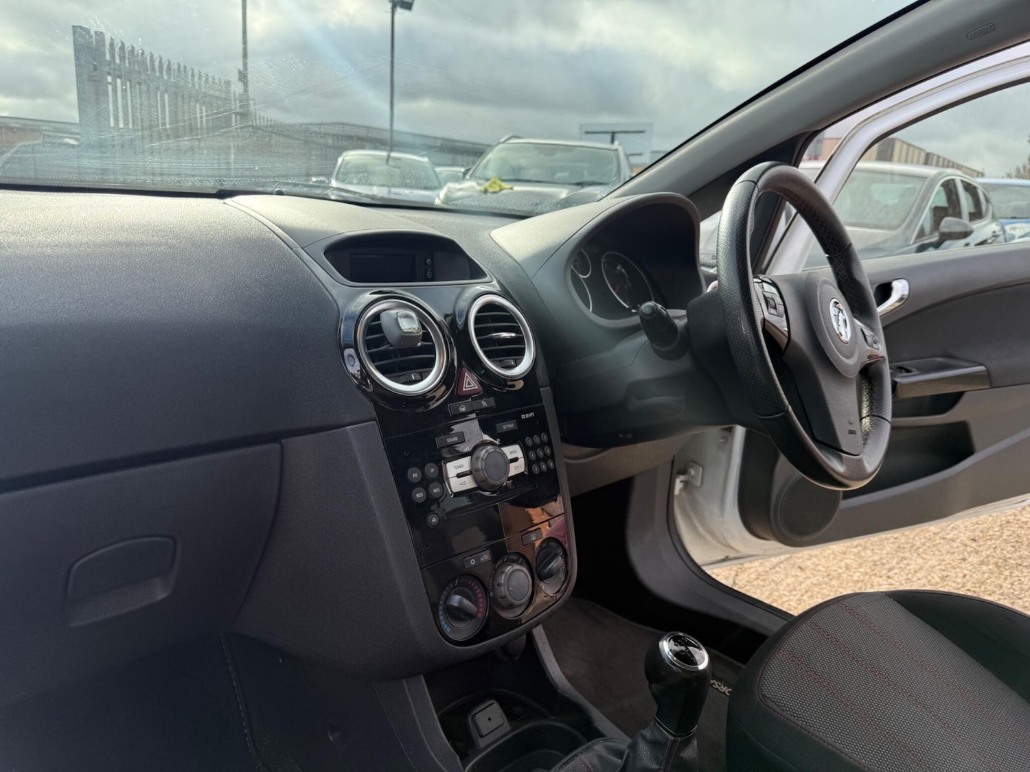 Used Vauxhall Corsa 2014 for sale - 76521909: Photo 17