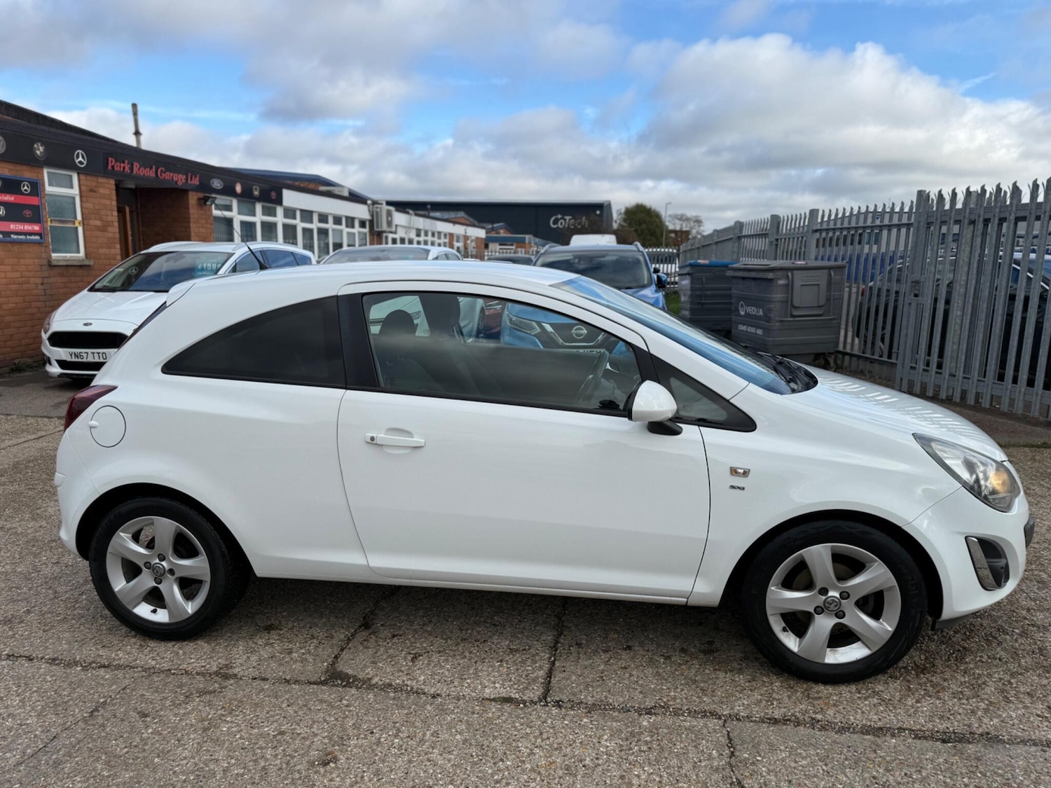 Used Vauxhall Corsa 2014 for sale - 76521909: Photo 5