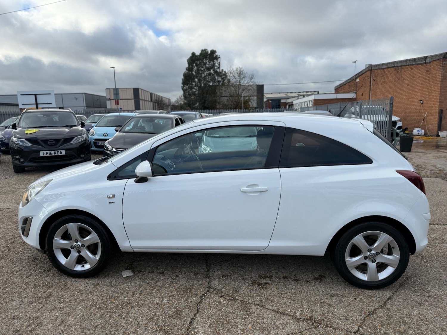 Used Vauxhall Corsa 2014 for sale - 76521909: Photo 7