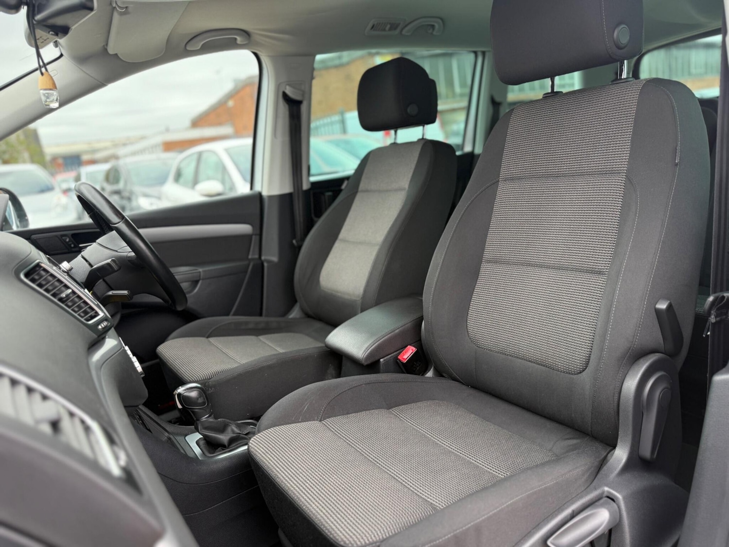 Used Volkswagen Sharan for sale - 77016011: Photo 11