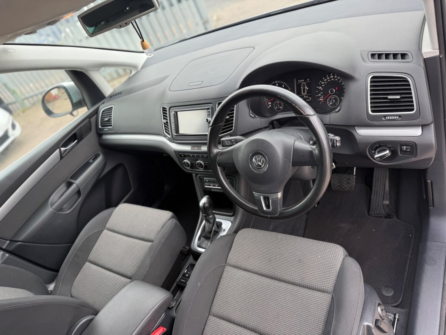 Used Volkswagen Sharan for sale - 77016011: Photo 14