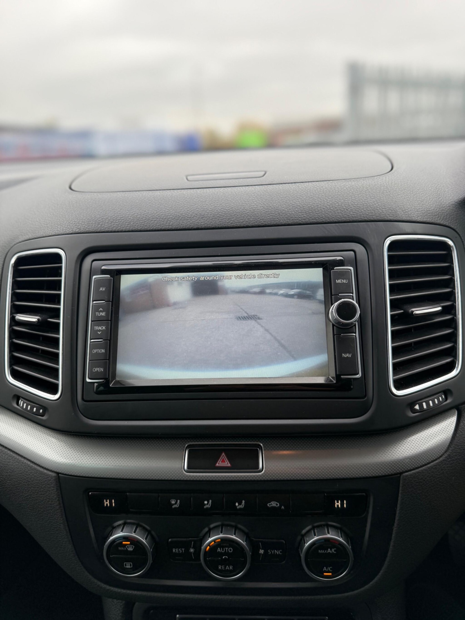 Used Volkswagen Sharan for sale - 77016011: Photo 19