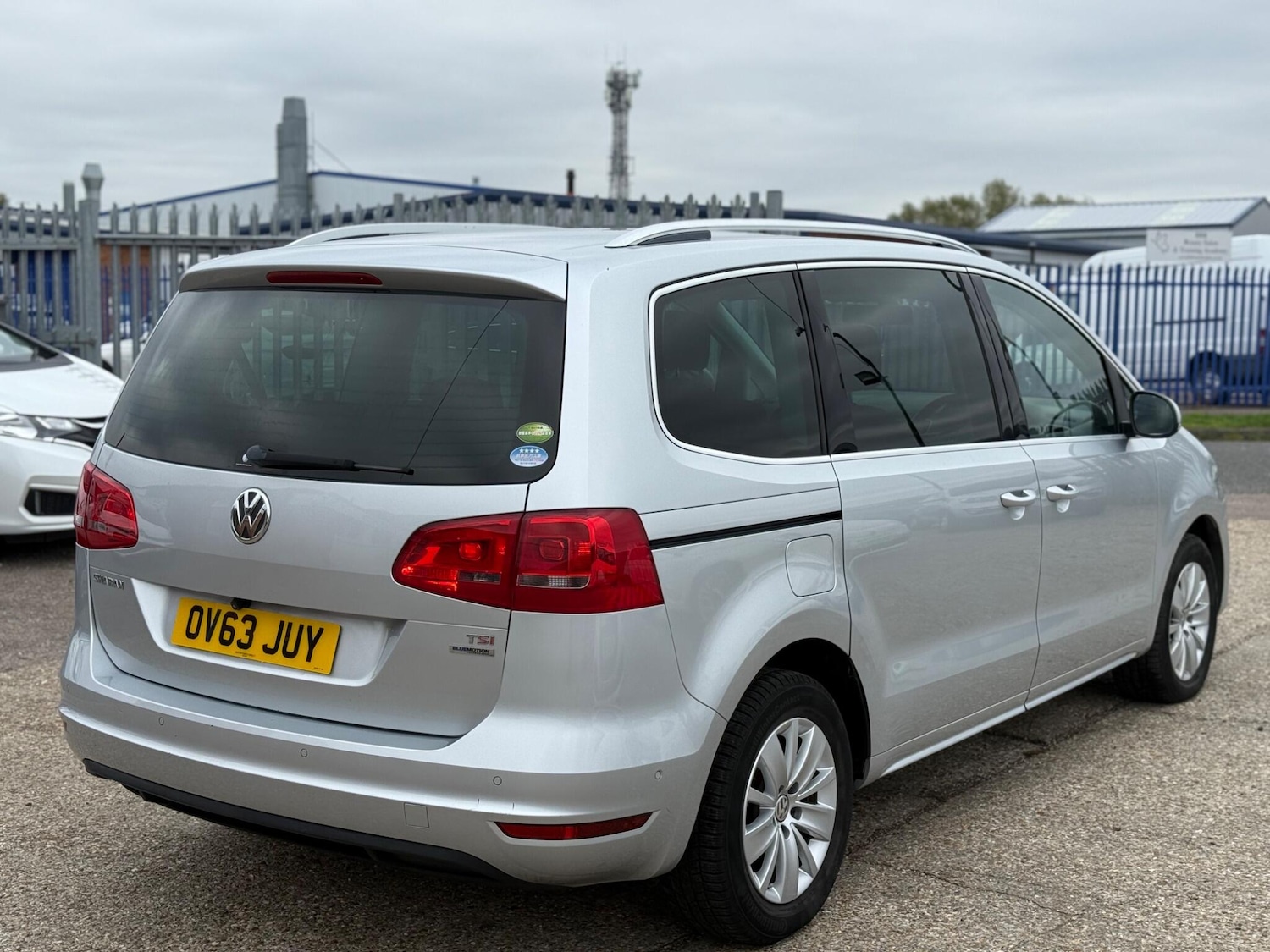Used Volkswagen Sharan for sale - 77016011: Photo 3