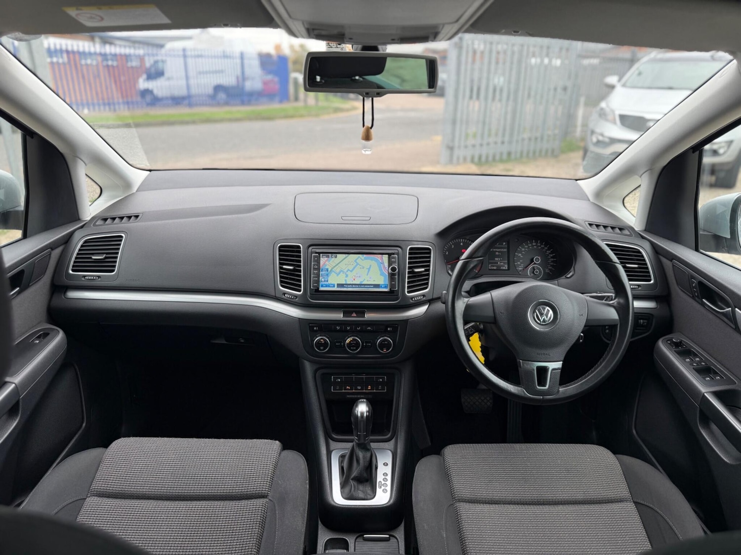 Used Volkswagen Sharan for sale - 77016011: Photo 33