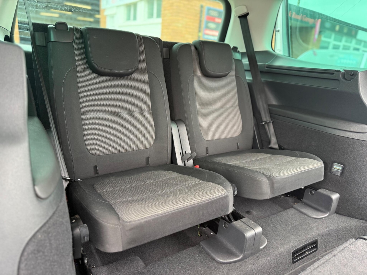 Used Volkswagen Sharan for sale - 77016011: Photo 35