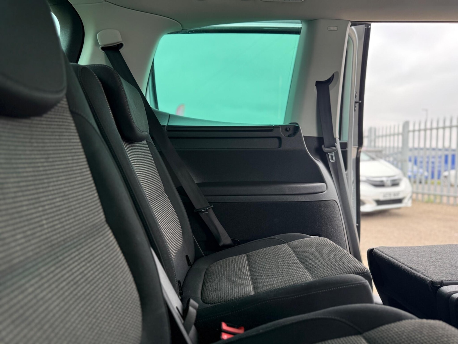 Used Volkswagen Sharan for sale - 77016011: Photo 36