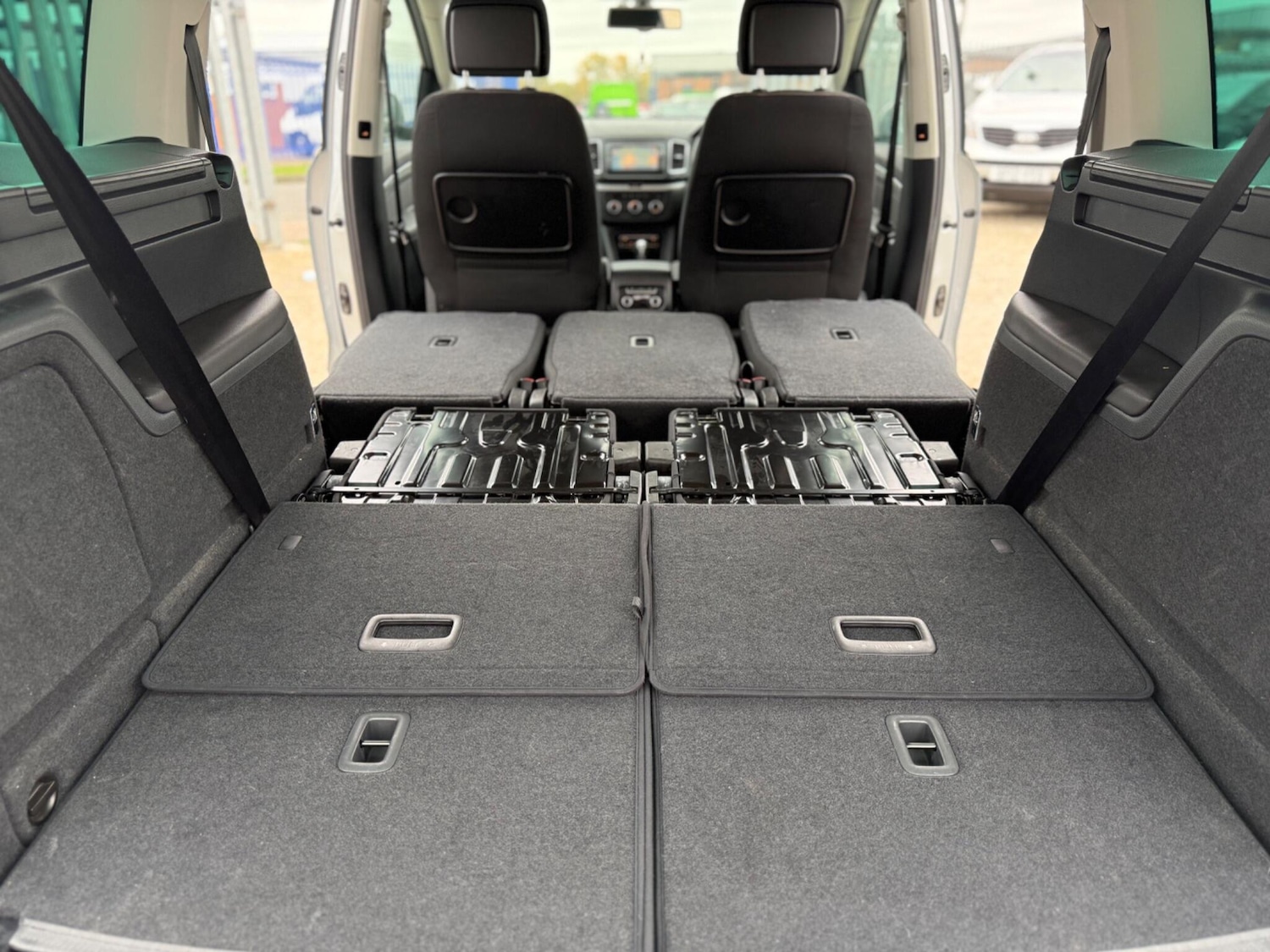 Used Volkswagen Sharan for sale - 77016011: Photo 39