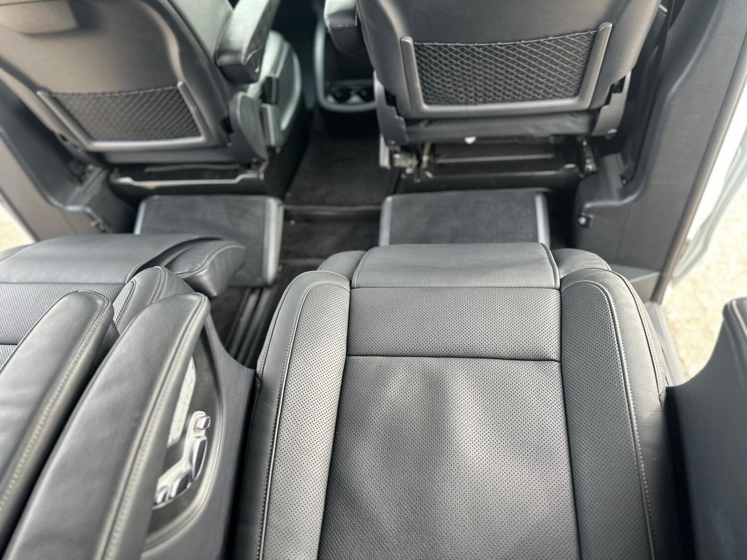 Used Mercedes-Benz V-Class for sale - 77586906: Photo 30