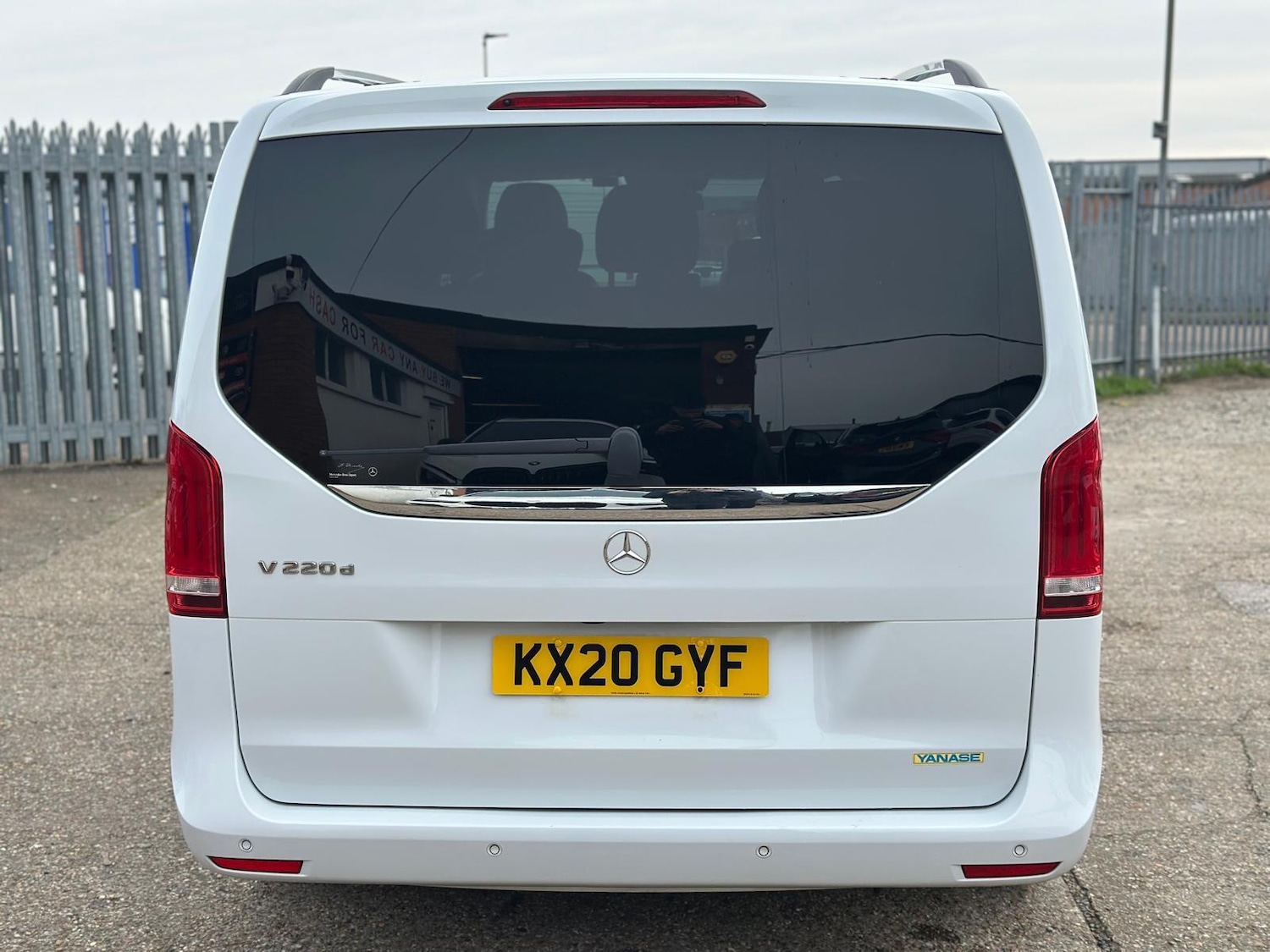 Used Mercedes-Benz V-Class for sale - 77586906: Photo 4