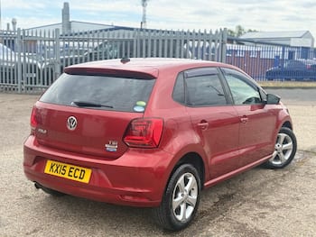 Used Volkswagen Polo 2015 for sale - 79426624: Photo