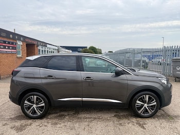 Used Peugeot 3008 2018 for sale - 79374568: Photo