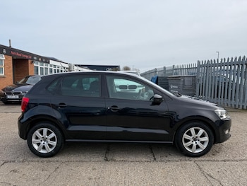 Used Volkswagen Polo 2013 for sale - 77753194: Photo