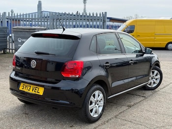 Used Volkswagen Polo 2013 for sale - 77753194: Photo
