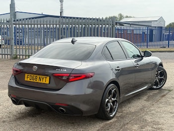 Used Alfa Romeo Giulia 2018 for sale - 79544176: Photo