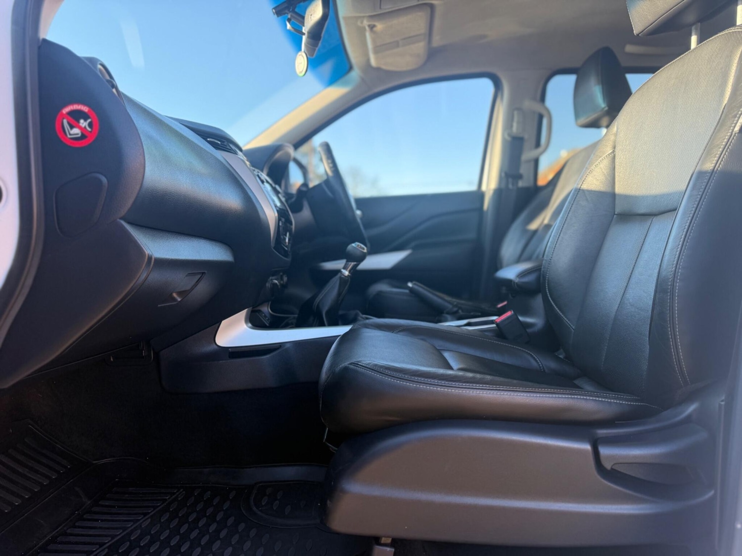 Used Nissan Navara 2016 for sale - 77131964: Photo 10