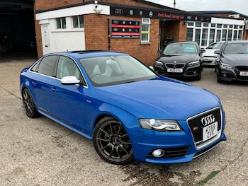 Audi - S4