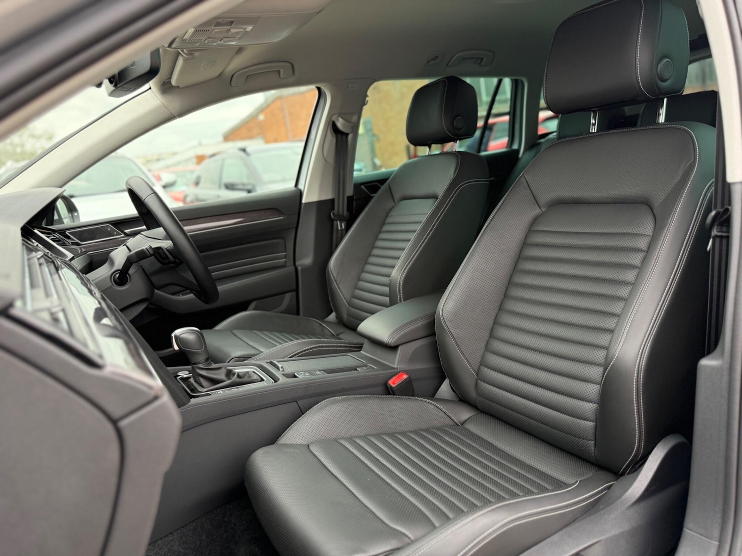 Used Volkswagen Passat 2025 for sale - 76377221: Photo 11