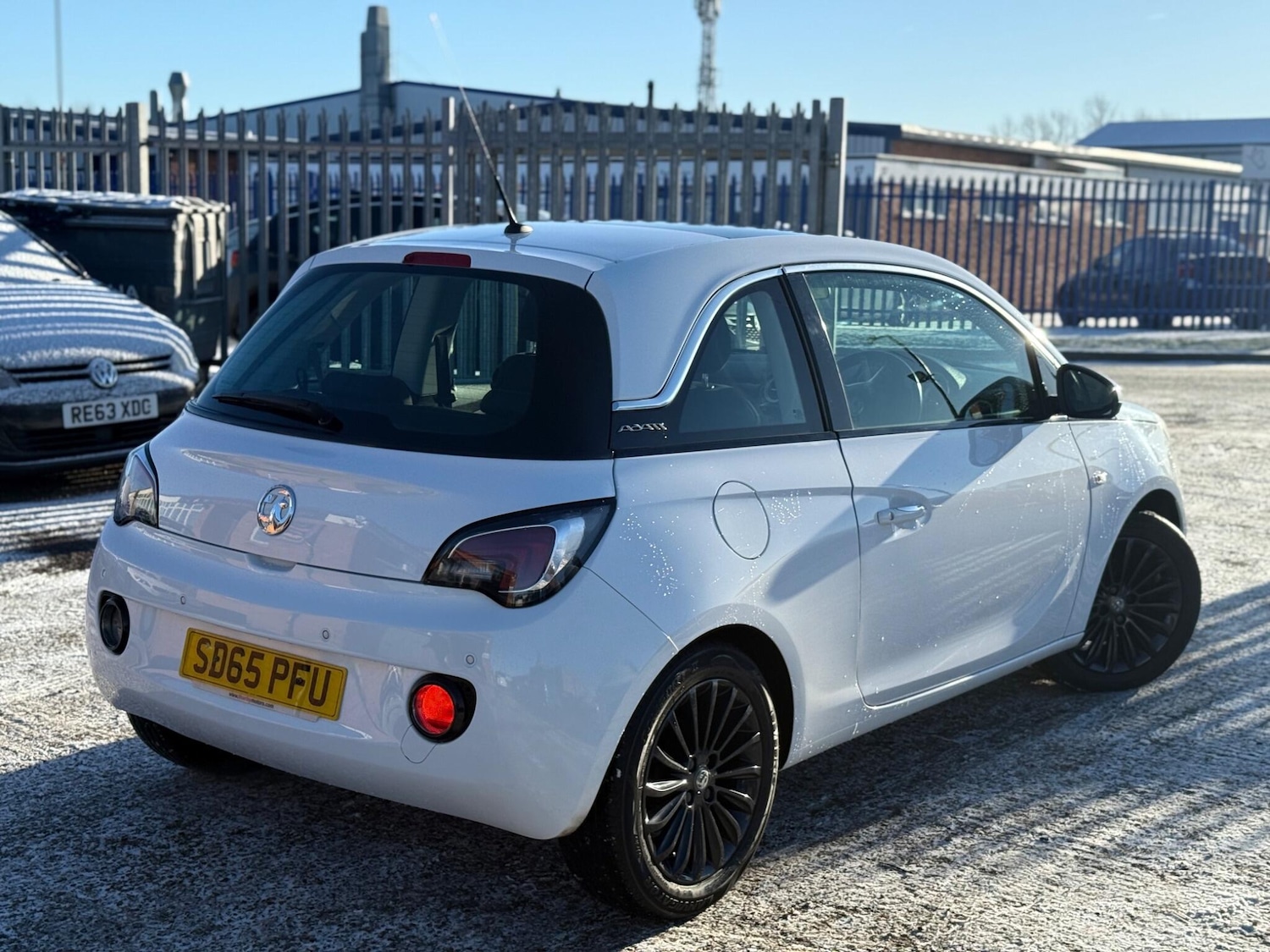 Used Vauxhall ADAM 2015 for sale - 77109369: Photo 3