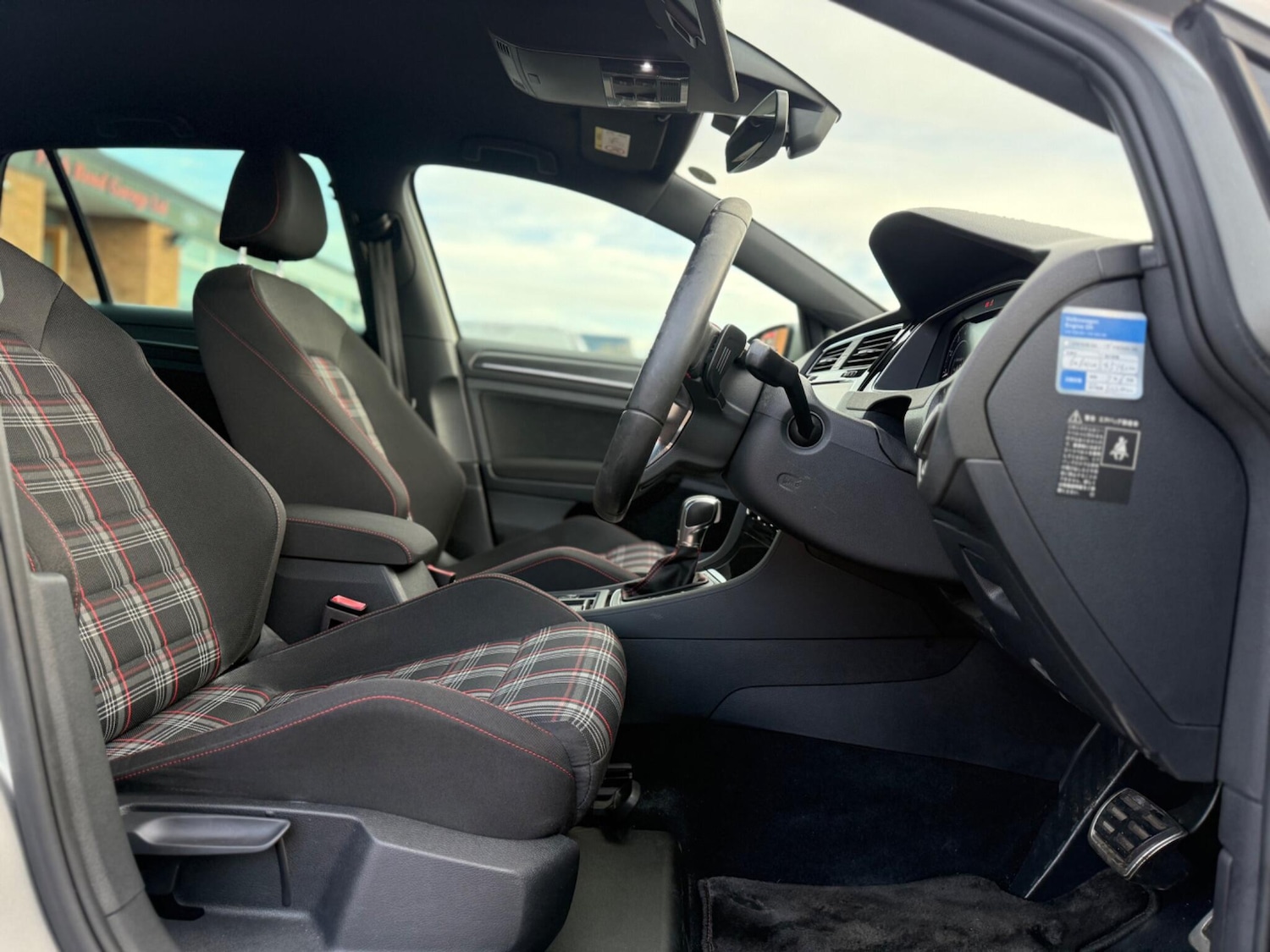 Used Volkswagen Golf for sale - 76832548: Photo 12