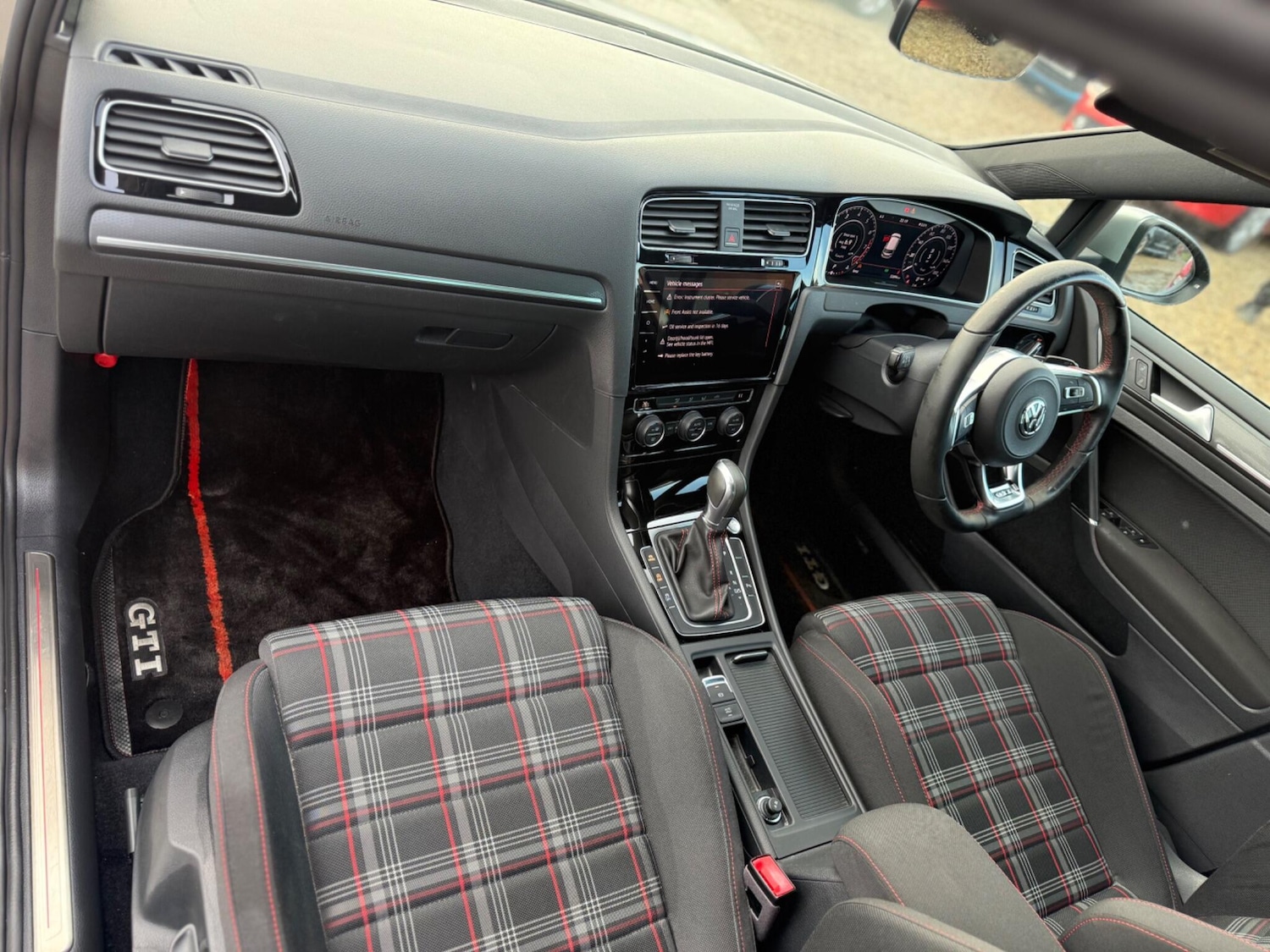 Used Volkswagen Golf for sale - 76832548: Photo 14