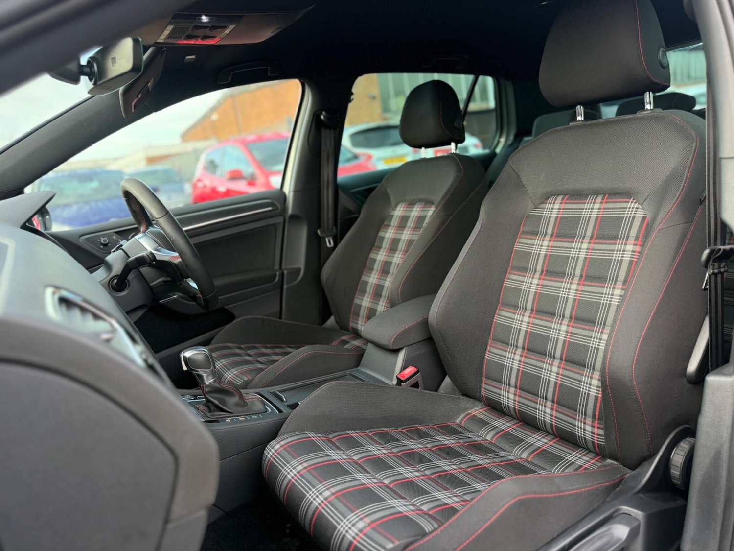 Used Volkswagen Golf for sale - 76832548: Photo 16