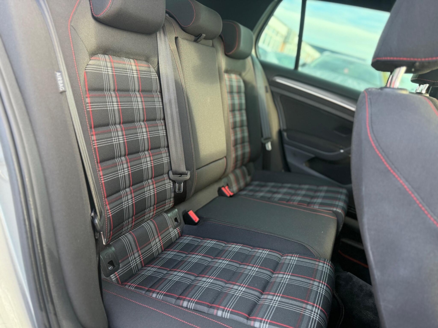 Used Volkswagen Golf for sale - 76832548: Photo 25