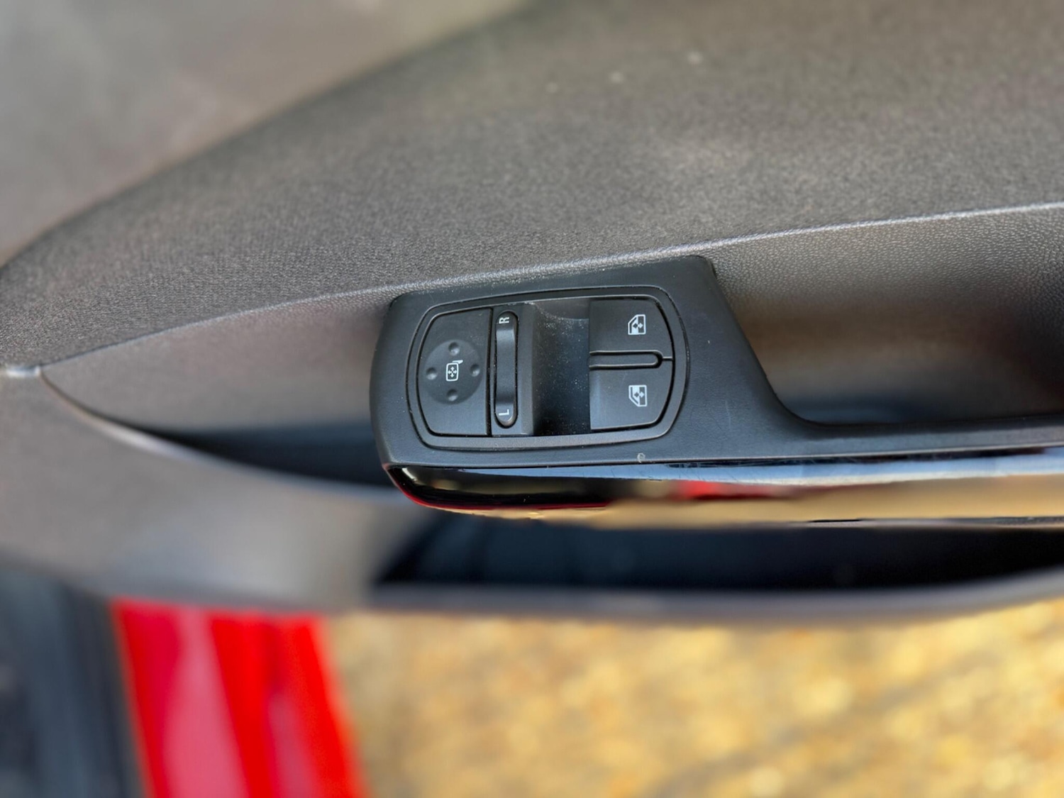 Used Vauxhall Corsa 2013 for sale - 77016535: Photo 17