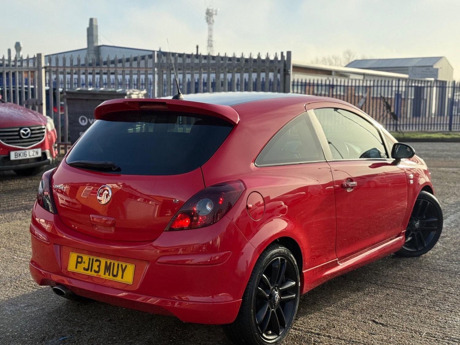 Used Vauxhall Corsa 2013 for sale - 77016535: Photo 3